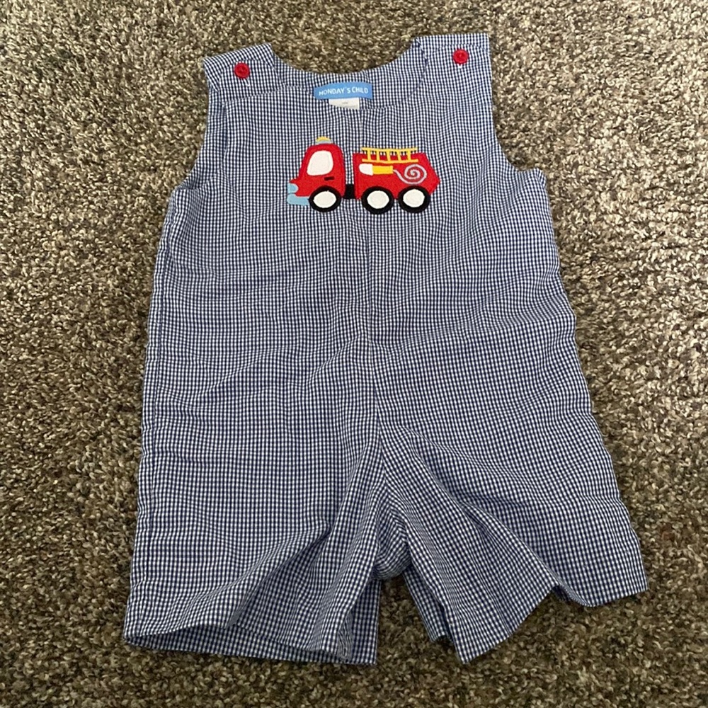 Little boy Jon Jon, 24 months good condition